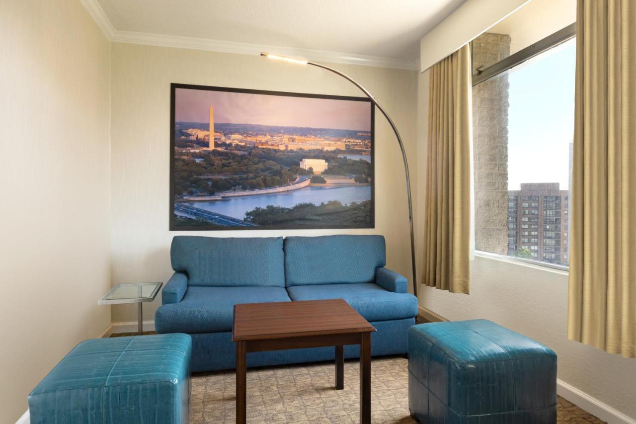 Crowne Plaza Crystal City-Washington, D.C. By Ihg Arlington Exterior photo